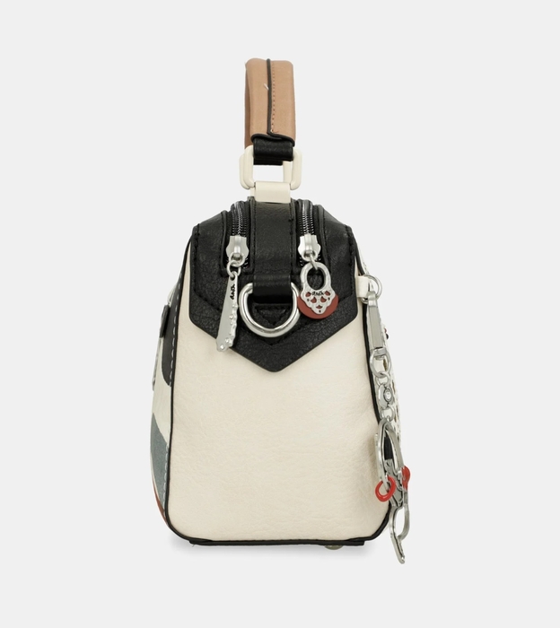 WhatsApp Image 2025-02-19 at 15.12.31 (4).jpeg